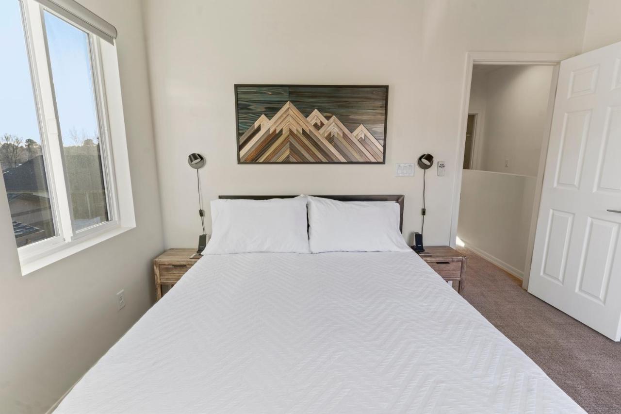 Holiday home Flg Retreat - Modern With Mountain Views *